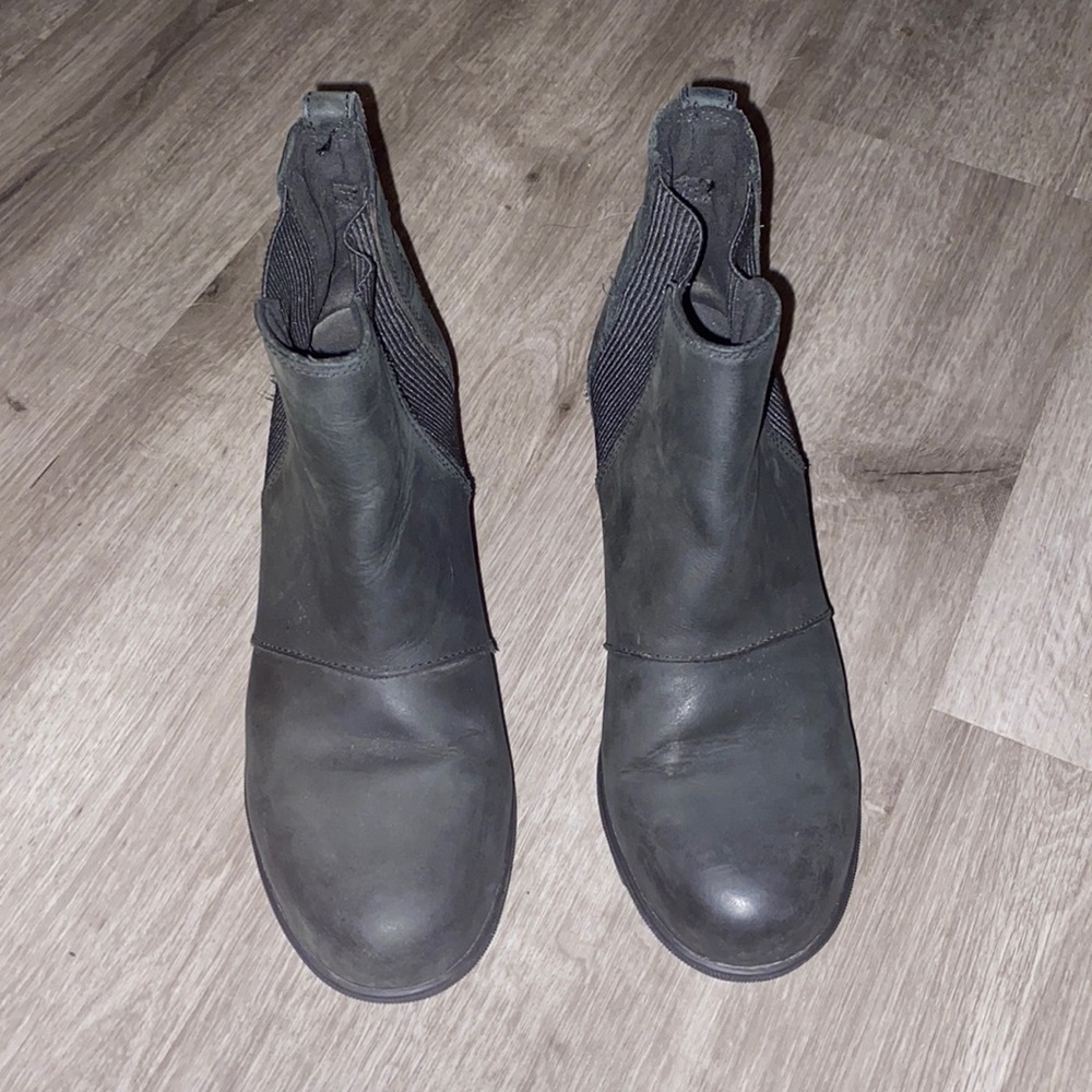 Woman’s Joan of Arctic Wedge II Chelsea Bootie
